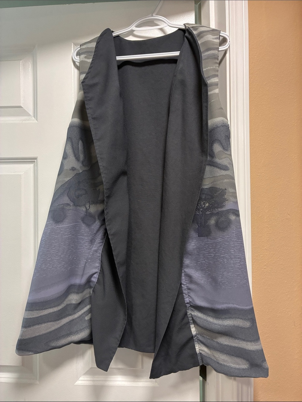 Women's Sleeveless Draped Open Front Vest - Gray